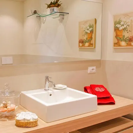 Apartment Finestra - Pool Ferienwohnung Sp